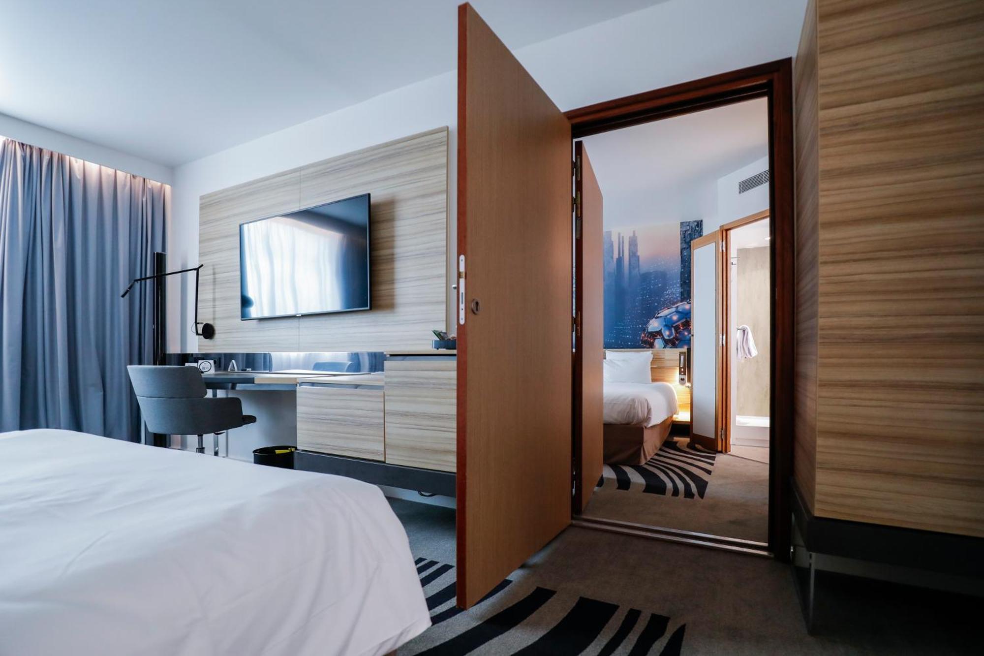 Novotel Luxembourg Centre Exteriör bild
